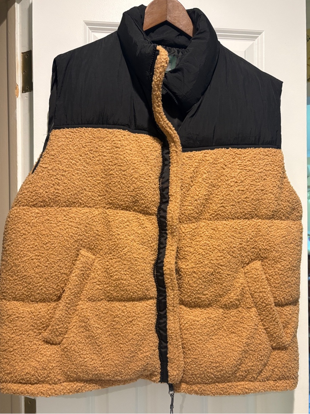 wild fable Two-Tone Sherpa Puffer Vest in Black & Camel